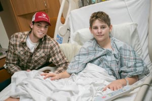 Zachary Cottrell gets a bedside visit from Steven Matz at Stony Brook University Hospital. Photo from Greg Filiano