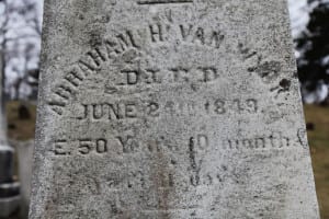 The tombstone in Huntington where Abraham Van Wycke is buried. Photo by Victoria Espinoza