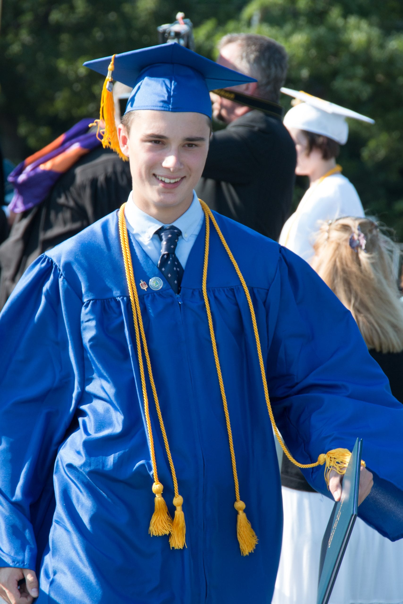 Grads have a ball at Smithtown High School West | TBR News Media