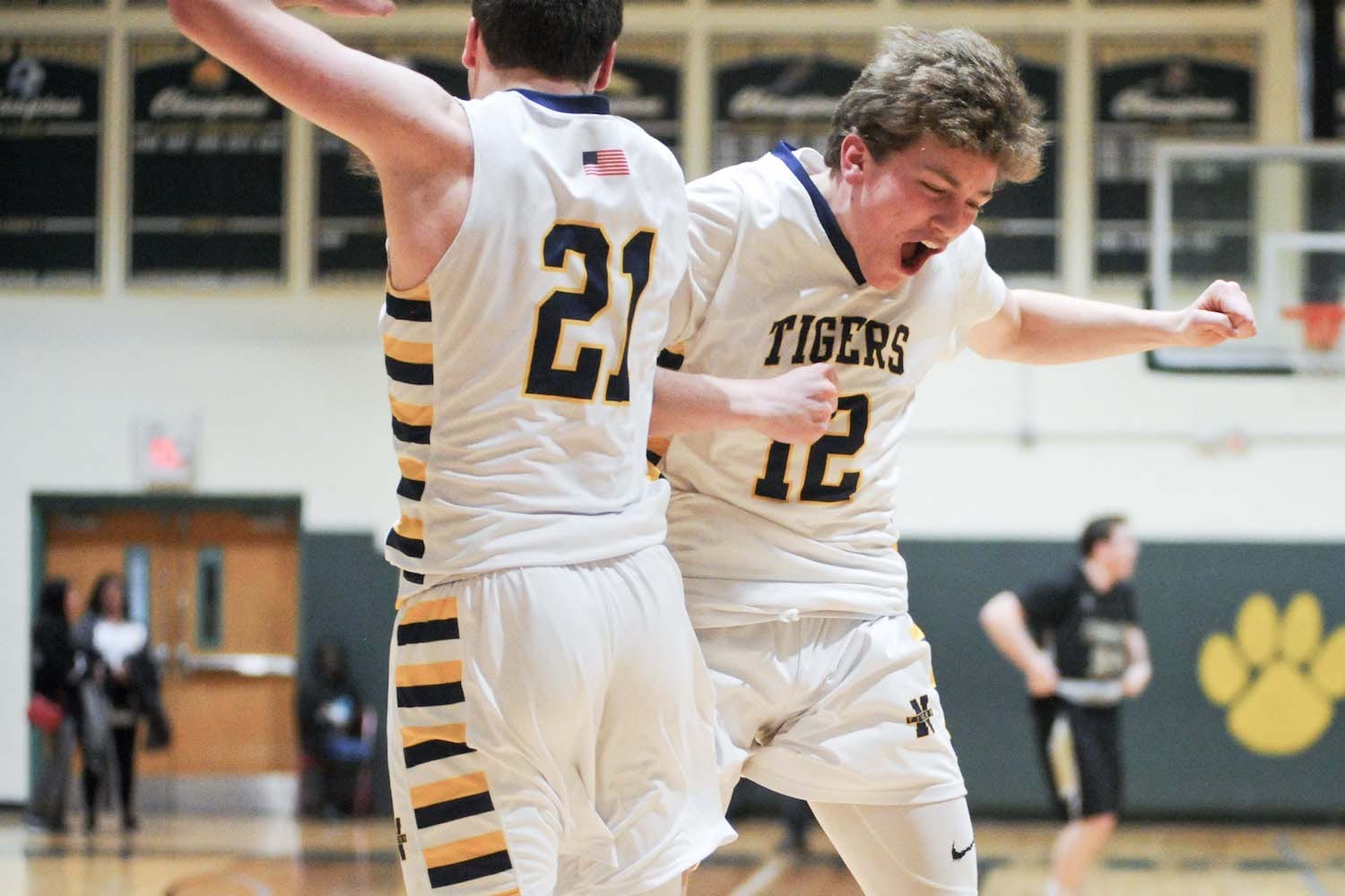 Northport Tigers Tame Commack Cougars in AA Semi | TBR News Media