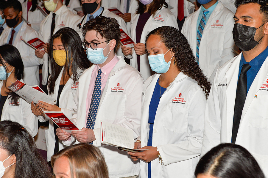 White Coat Ceremony welcomes future MDs to the Renaissance School of  Medicine at SBU | TBR News Media