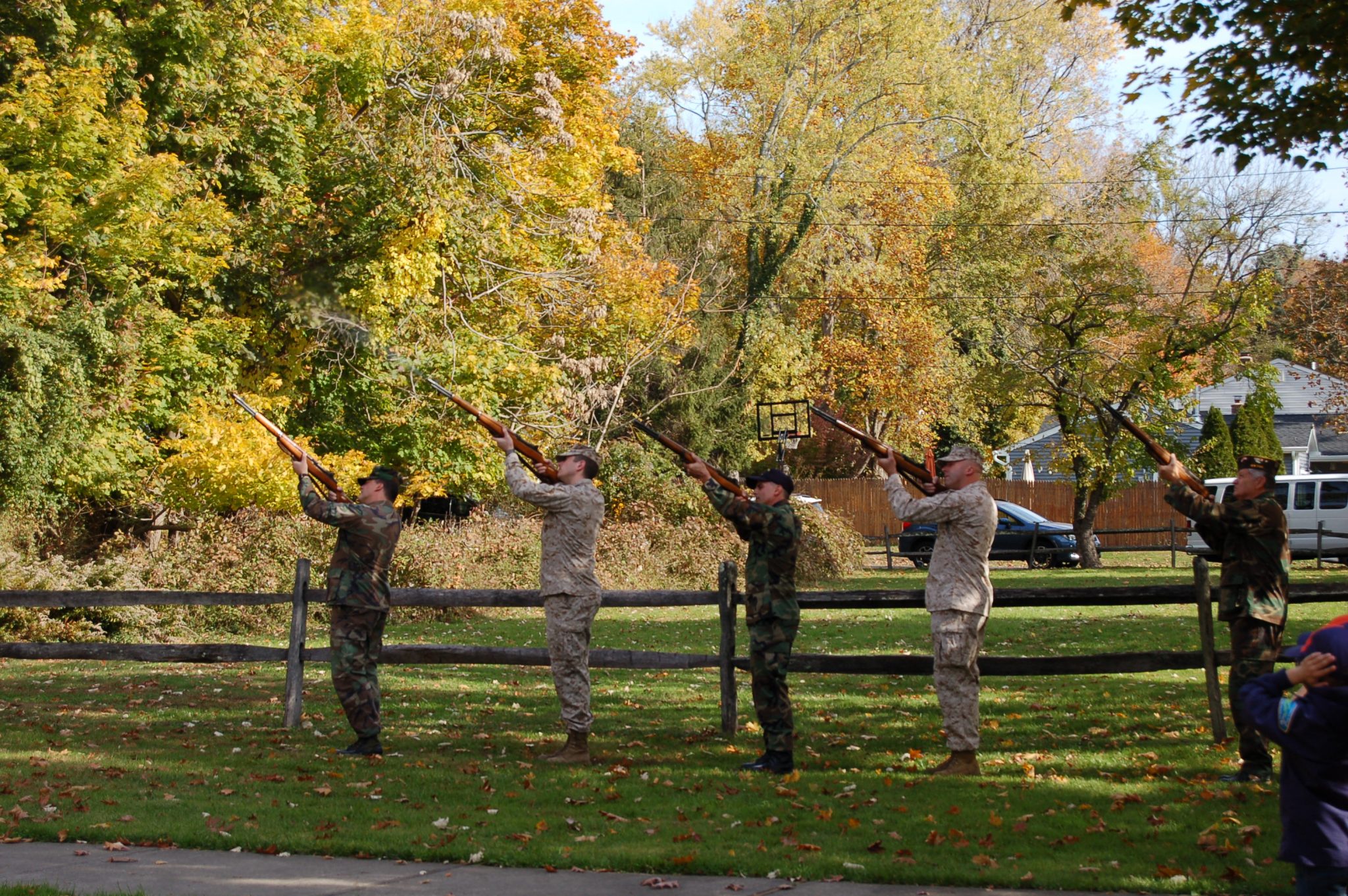 service-members-honored-by-setauket-community-on-veterans-day-tbr