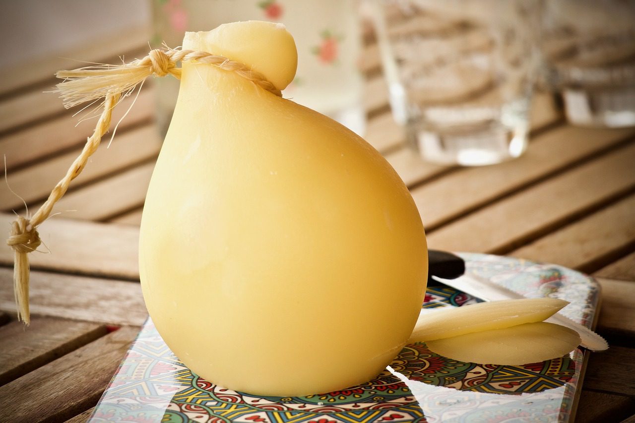 Connoisseur: gift Provolone cheese Italy\'s TBR | the Wine to world Media – News The
