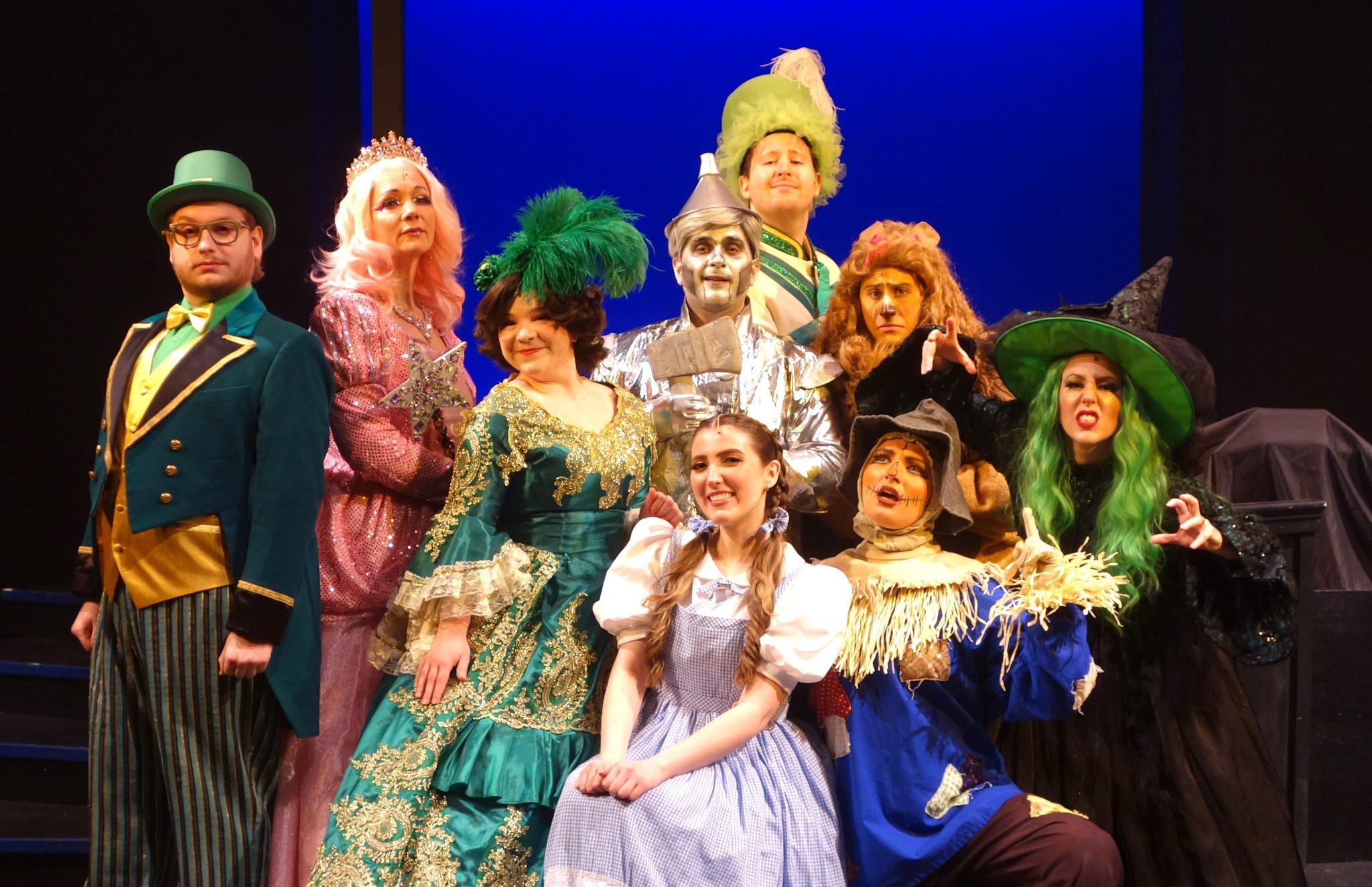 Local 'Wizard of Oz' portrays Cowardly Lion at fan weekend